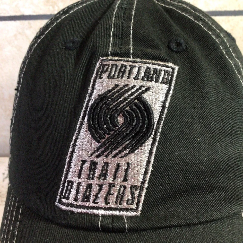 NBA Portland Trail Blazers Hat‎ Mens OSFA Black Silver Adjustable Ball Cap